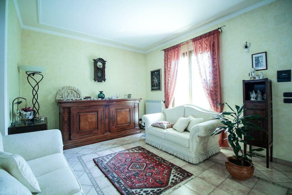 Casa Vacanze Etna Cocus 산타 베네리나 외부 사진
